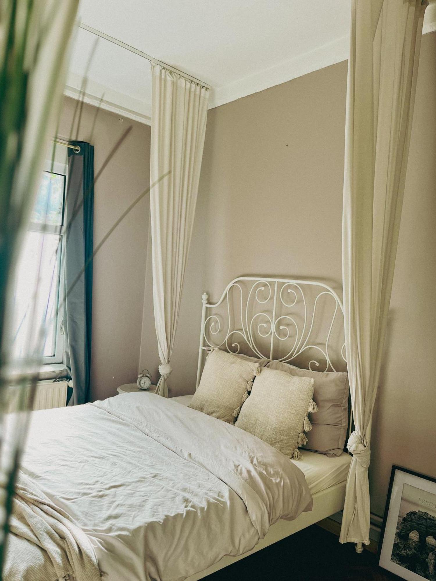 Apartamento Ideal For Exploring Brussels, Close To Midi Station And Main Attractions *